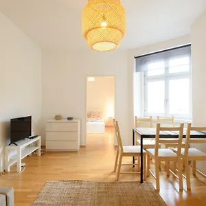 Apartment Living - Liechtensteinstraße, Wien