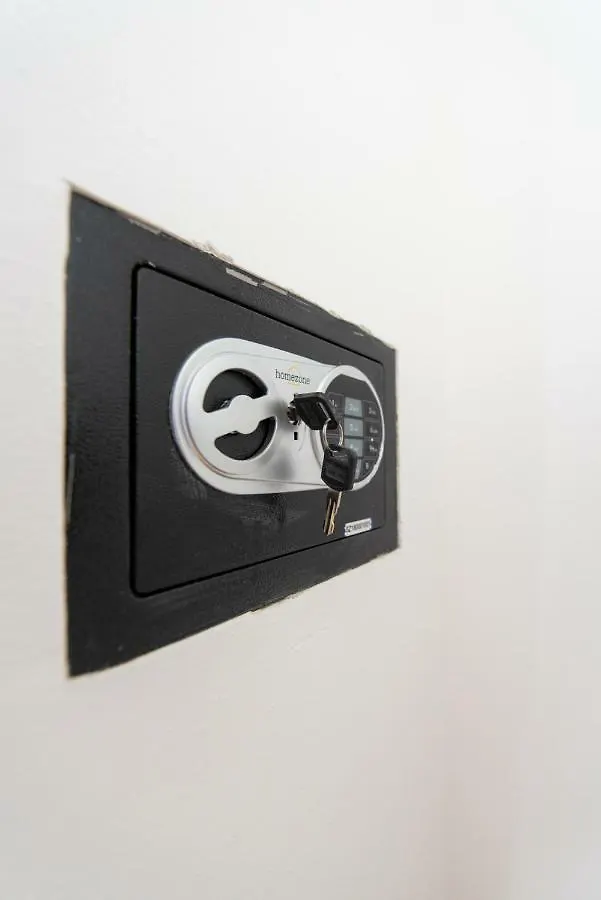 Inter Apartment Vienna 0*,